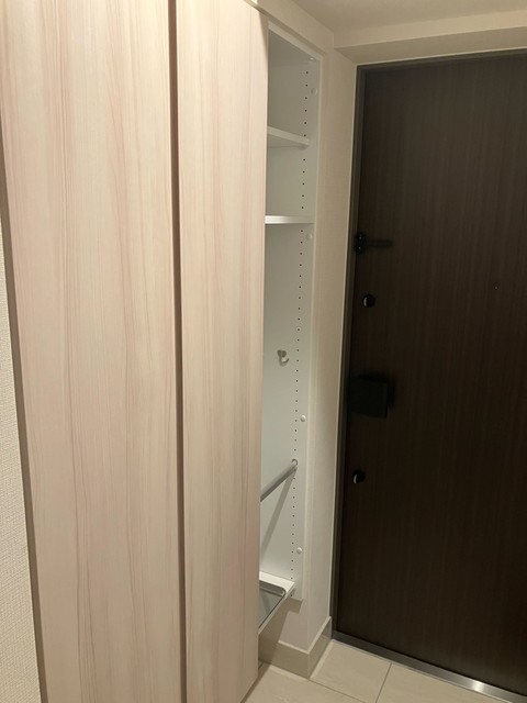 玄関　※写真は同タイプ住戸です。