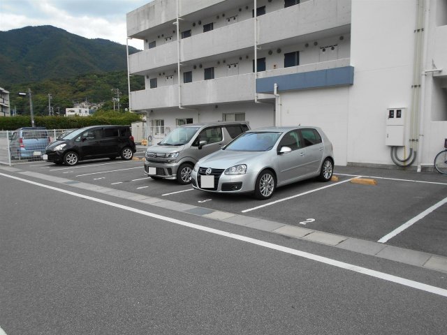 駐車場　綺麗に区画整理された駐車場♪