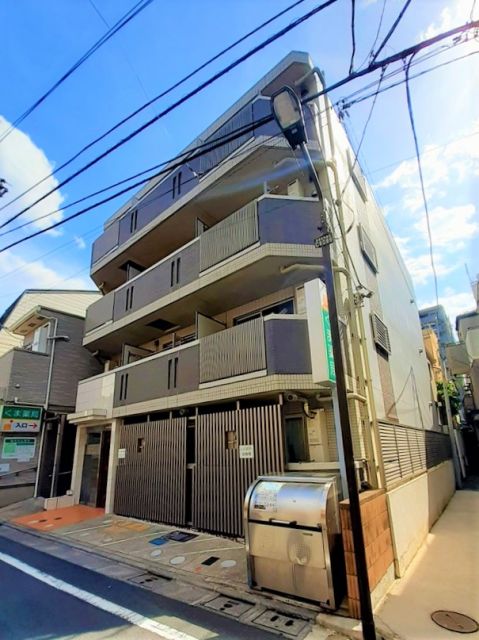 1K Mansion in Toshima, Tokyo - Image 1