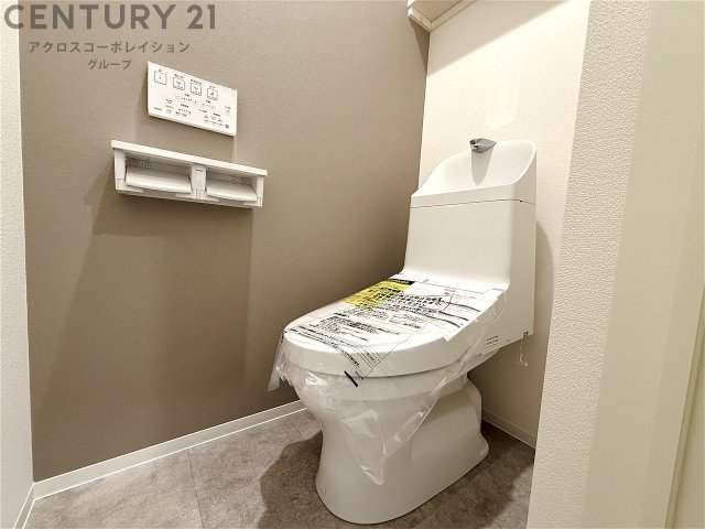 トイレ　シンプルで使いやすいトイレです♪