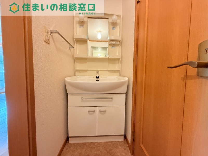 洗面設備　同型