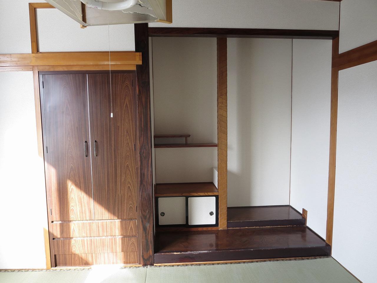 収納　床の間収納