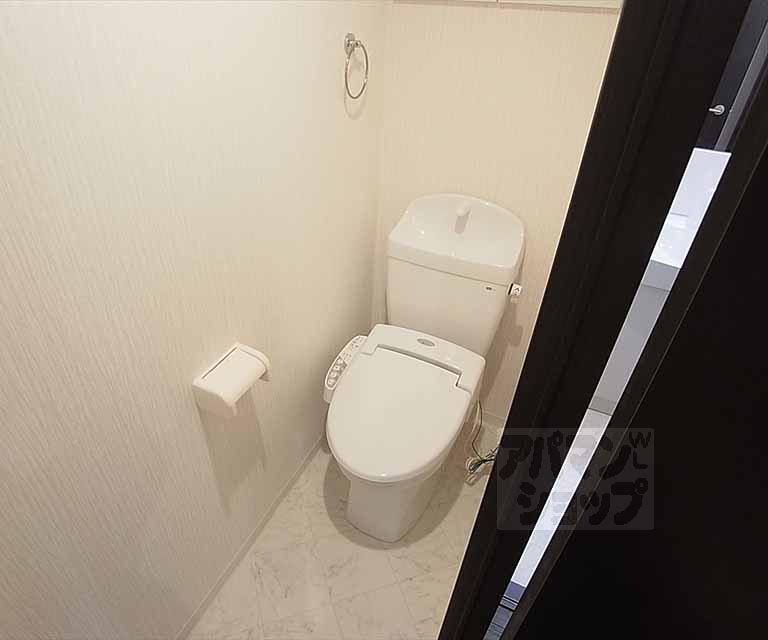 トイレ　ウォシュレット装備