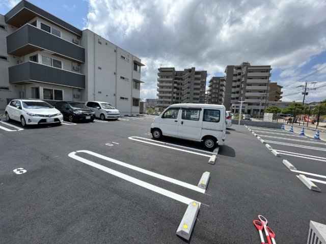 駐車場　駐車スペースもあります