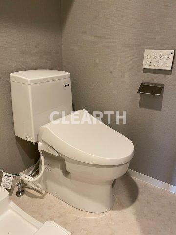 トイレ　※参考写真です（カラータイプが異なる場合がございます）