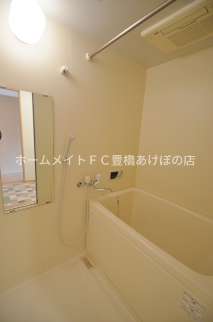 バス・シャワールーム　同型別部屋写真
