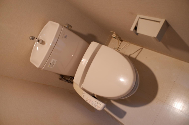 トイレ　別部屋参考画像