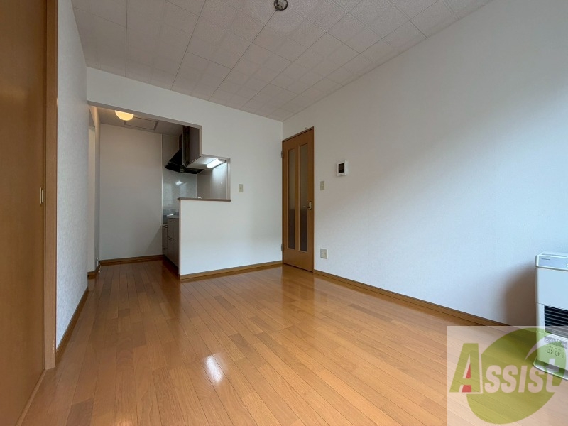 居室・リビング　広くてキレイなお部屋が広がっていて、充実した生活が送れそう。