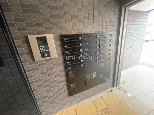エントランス　外観パース