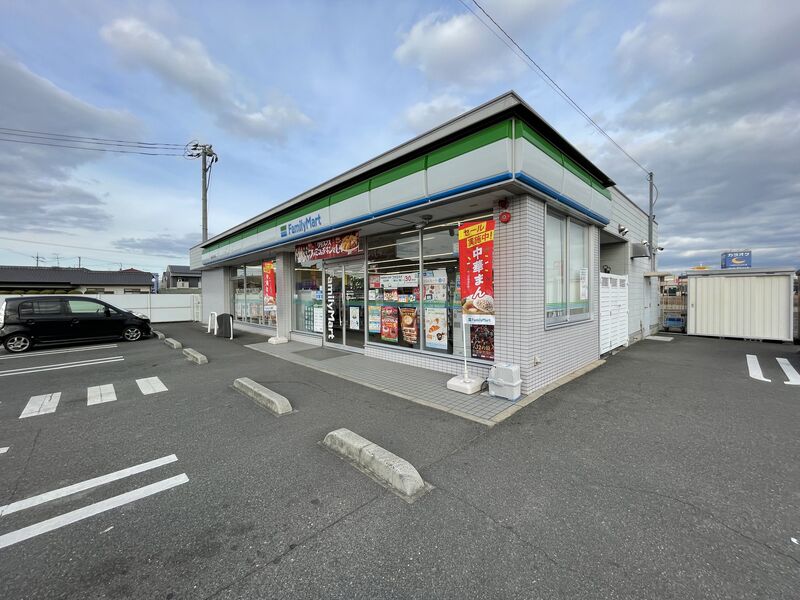 コンビニ　ファミリーマート　倉敷西中新田店（コンビニ）まで491m