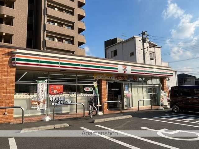 コンビニ　セブンイレブン戸畑中本町店（コンビニ）まで163m