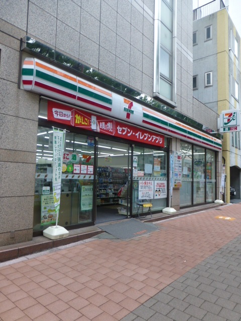 コンビニ　セブンイレブン早稲田店（コンビニ）まで156m
