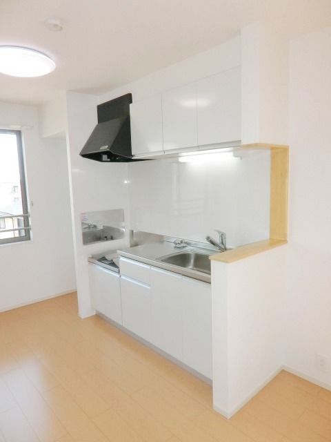 キッチン　収納も多く使いやすいキッチンです