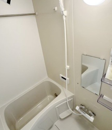 バス・シャワールーム　別部屋参考写真となります