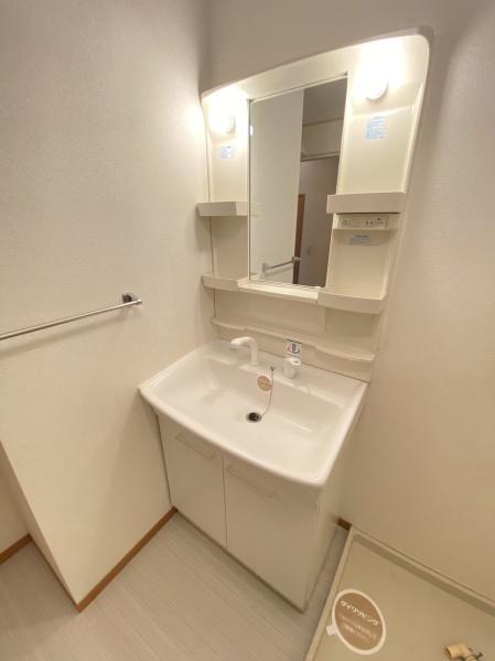 洗面設備　同仕様写真