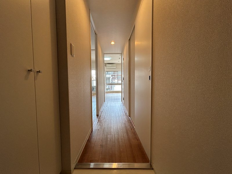 玄関　参考写真。