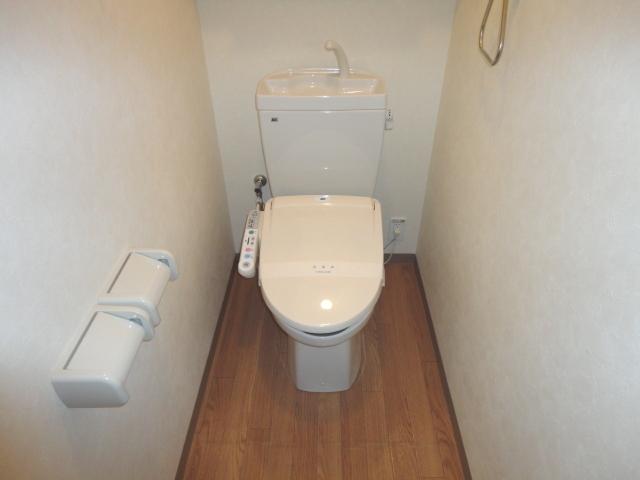 トイレ　シャワー付トイレ