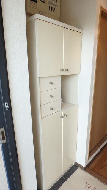玄関　収納力のあるシューズボックス