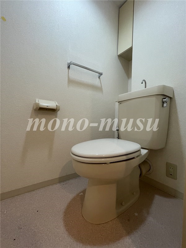 トイレ　別部屋参考写真