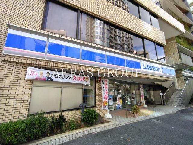 コンビニ　ローソン 北参道駅前店（コンビニ）まで300m