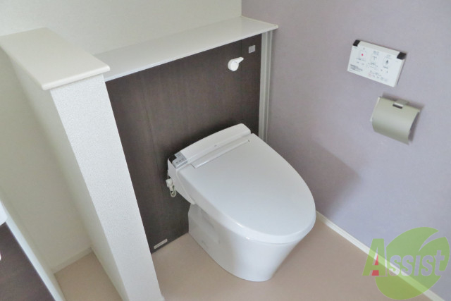 トイレ　トイレは、嬉しいウォシュレット付きです。
