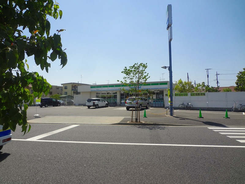 コンビニ　ファミリーマート昭島玉川町店（コンビニ）まで391m