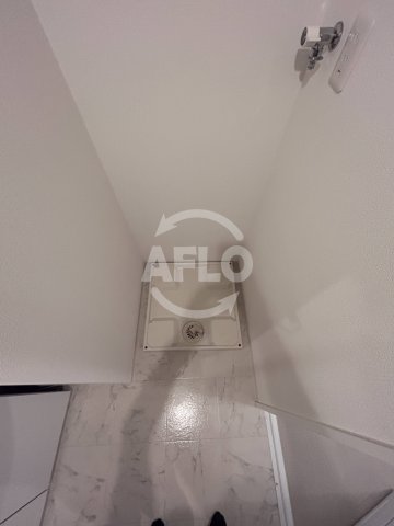 その他　アクアスイート新大阪　洗濯機置場