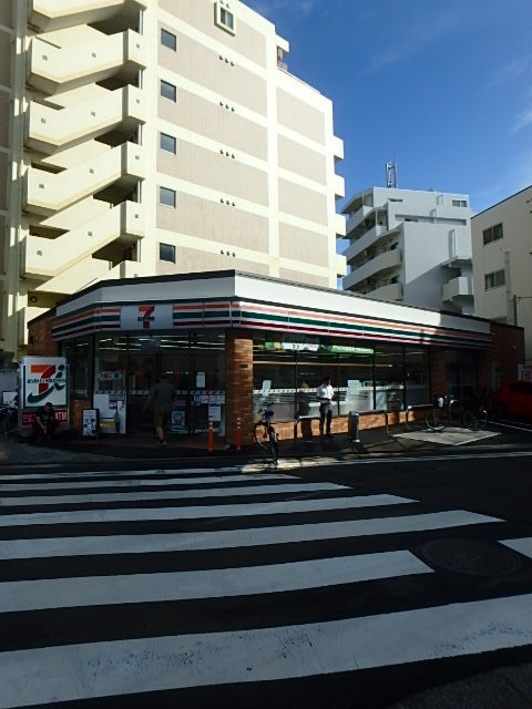 コンビニ　セブンイレブン川崎貝塚2丁目店（コンビニ）まで104m