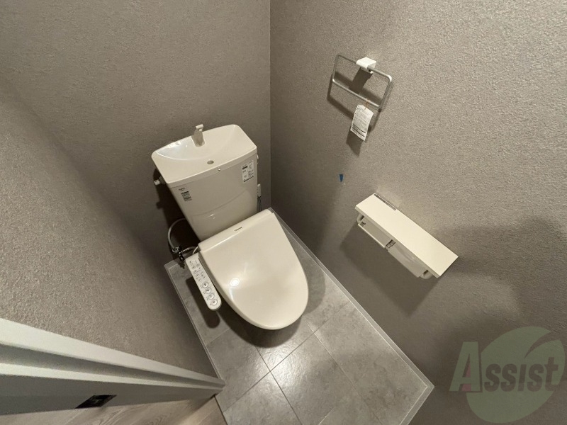 トイレ　こちらはトイレです。清潔感があり、安心して使用できます。