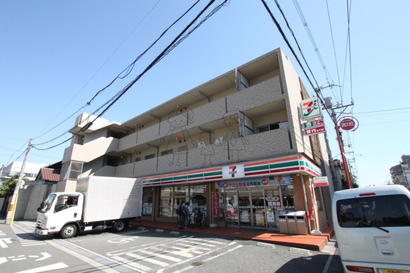 コンビニ　セブンイレブン大阪東粉浜1丁目店（コンビニ）まで330m