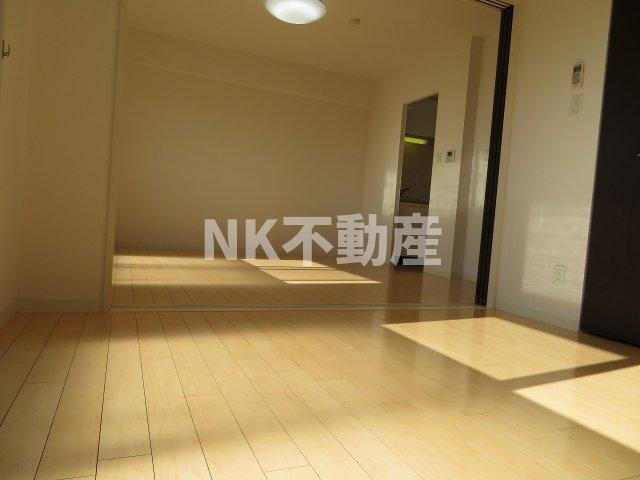その他部屋・スペース　落ち着いて過ごせるお部屋なので、寝室にいかがでしょうか