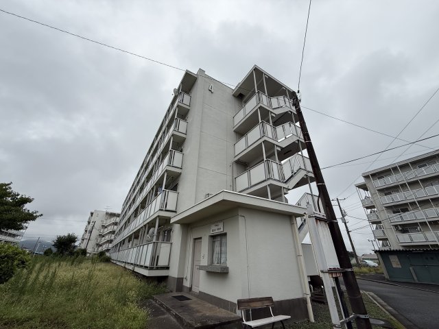 建物外観　閑静な住宅街にあるマンションです！