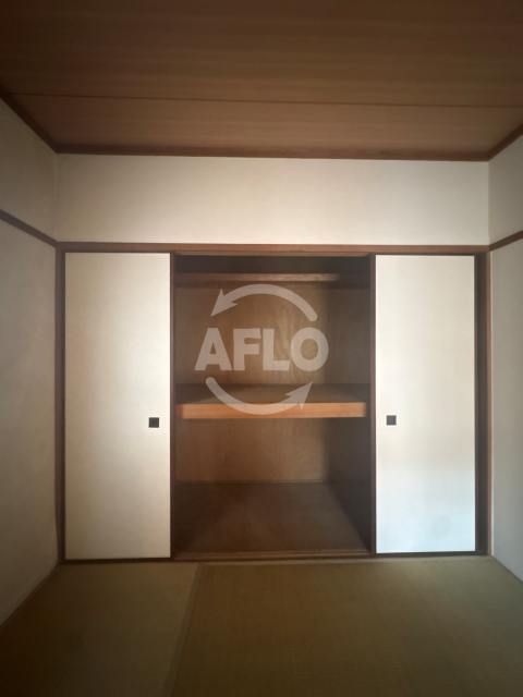 収納　エフアール西田辺　収納