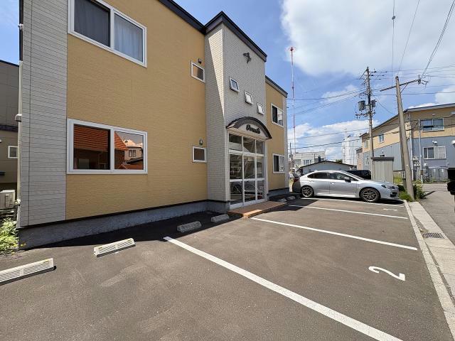 駐車場　駐車場