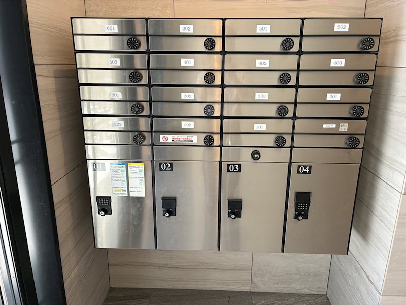 エントランス　便利な宅配BOX