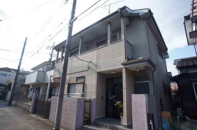 建物外観　閑静な住宅地でゆったりライフスタイルを満喫してください♪