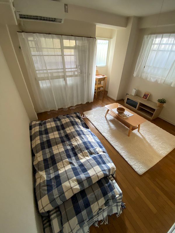 居室・リビング　※別のお部屋の写真です
