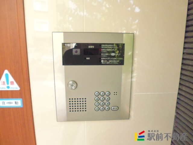 エントランス　オートロック有りです！