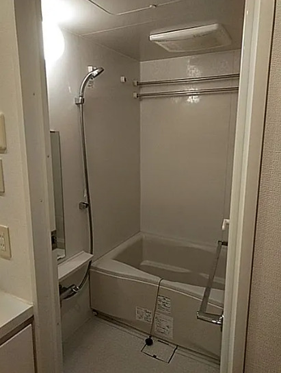 バス・シャワールーム　写真は同タイプ住居です。