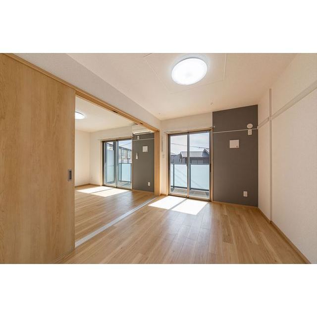 その他部屋・スペース　南側洋室６帖※イメージ写真