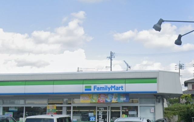 コンビニ　ファミリーマート豊田若林店（コンビニ）まで657m