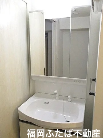 ルミエール箱崎駅前の内装写真