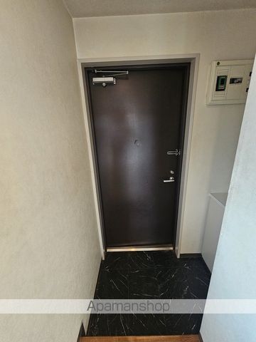 M&Rマンションの玄関写真