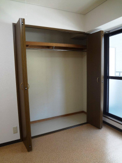 収納　ロジュマン門真