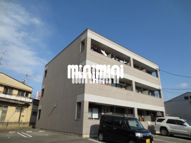 建物外観　重厚間のある外観