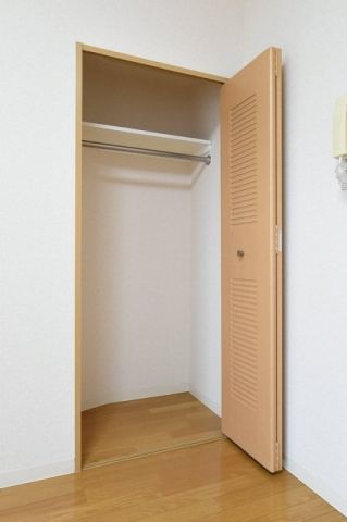 収納　（別タイプ参考写真）スカイコート文京白山　文京区本駒込2