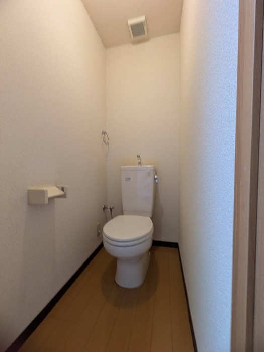 中尾ビルのトイレ写真