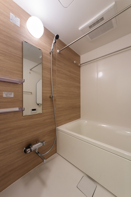 バス・シャワールーム　※写真は同タイプ住戸です。