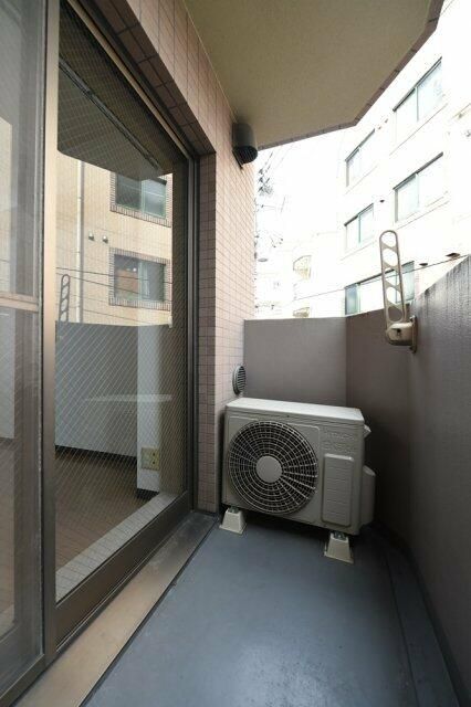 都営大江戸線 落合南長崎駅 徒歩4分 5階建 築28年の内装写真