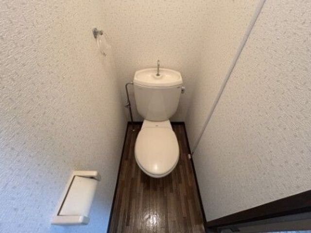 トイレ　別号室参考写真